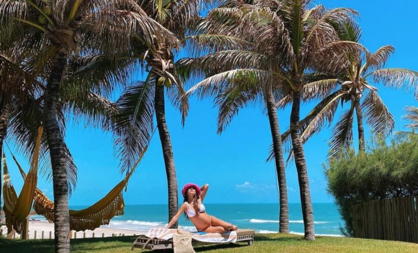 Thaila Ayala 