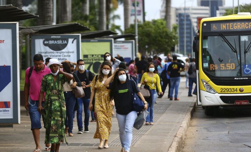 O Distrito Federal (DF) é mais uma unidade da Federação que passa a flexibilizar as regras para o uso de máscaras de proteção contra a Covid-19