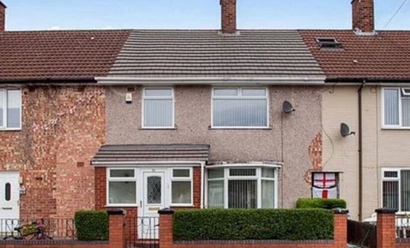 A casa da inf&acirc;ncia de George Harrison est&aacute; sendo leiloada por cerca de R$ 1,16 milh&atilde;o  