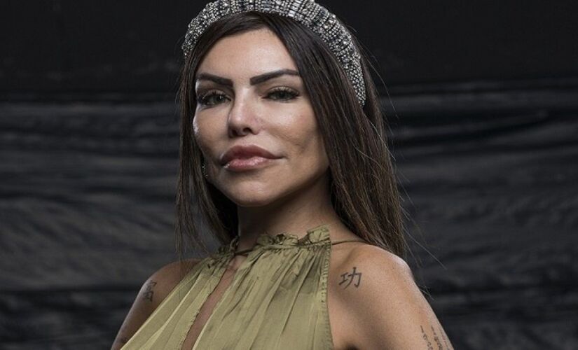 Liziane Gutierrez A fazenda 