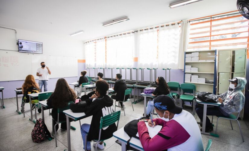 Novo Ensino Médio foi aprovado em 2017 e a implementação deve ser concluída só em 2024