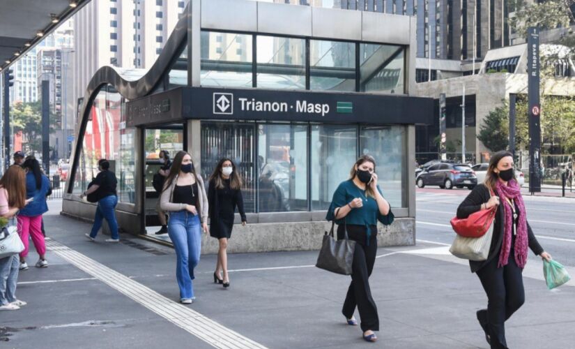 Metr&ocirc; na avenida Paulista