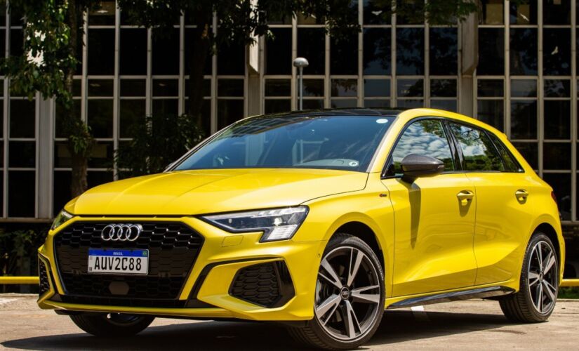 Os novos A3 estão disponíveis em todas as Audi Center espalhadas no país e serão comercializados a partir de R$ 229.990 