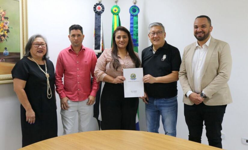 Deputada federal Ely Santos