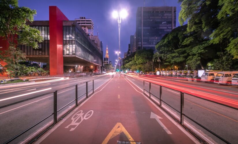 Avenida mais famosa do Brasil, Paulista era caminho de bois 
para o matadouro; hoje é uma das mais movimentadas da Capital
