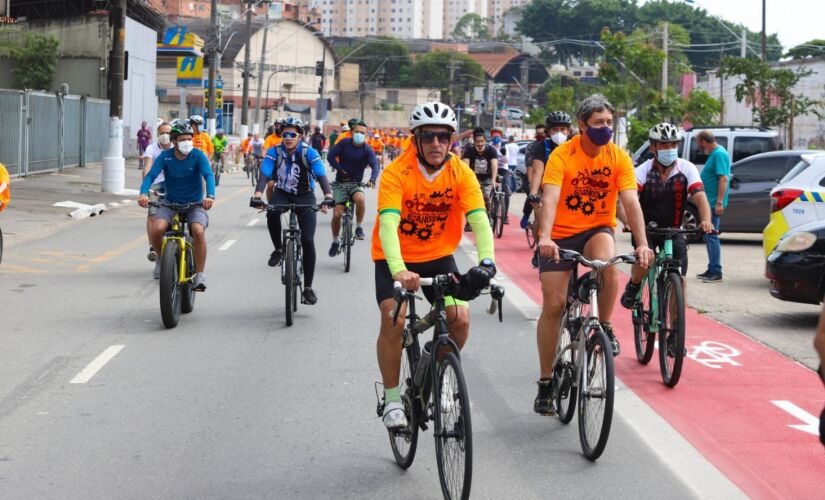 A Avenida Ulysses Guimar&atilde;es ganhou 5,7 km de ciclofaixa no ABC Paulista