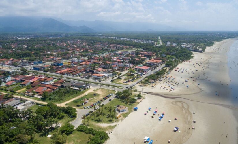 Vista a&eacute;rea da praia de Bertioga, no litoral de S&atilde;o Paulo