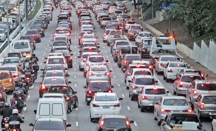 Avenida 23 de Maio ir&aacute; receber Motofaixa 