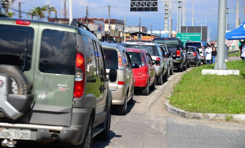 Rodovia Rio-Santos, em Caraguatatuba