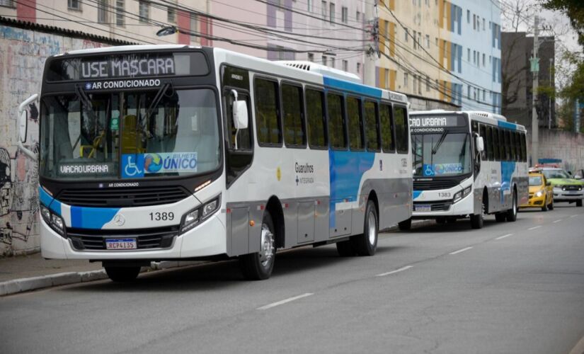 Ônibus utilizados no transporte municipal de Guarulhos, na região metropolitana de São Paulo