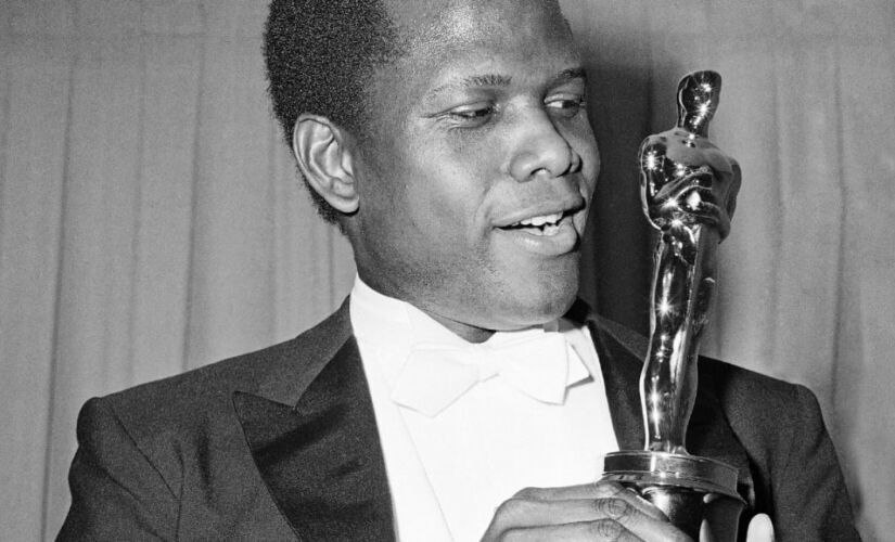  Morre Sidney Poitier, primeiro ator negro a ganhar o Oscar