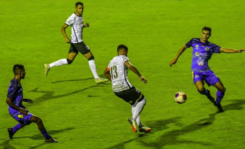 Partida entre São José E.C e Corinthians pela Copinha