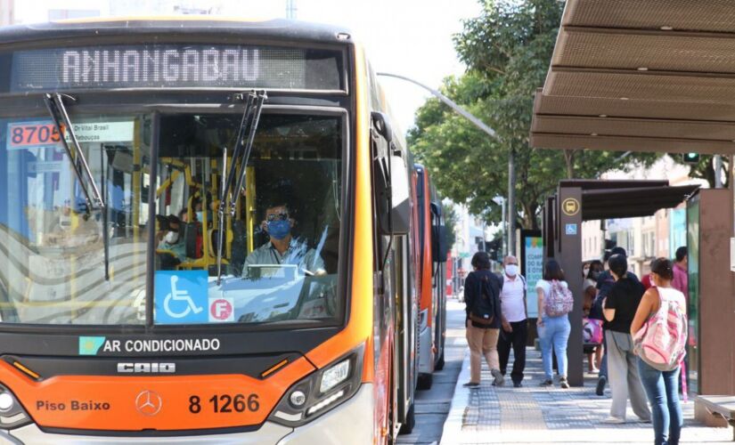 &Ocirc;nibus na cidade de S&atilde;o Paulo