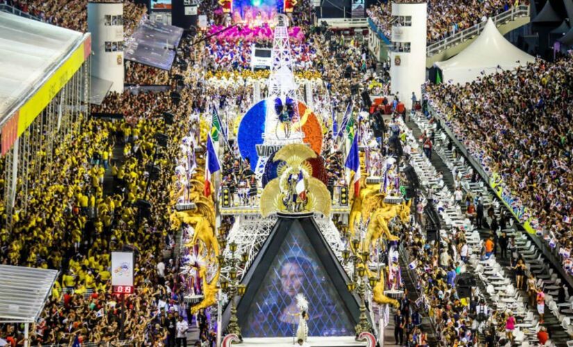 Desfile das escolas de samba do Carnaval de SP, no Samb&oacute;dromo do Anhembi