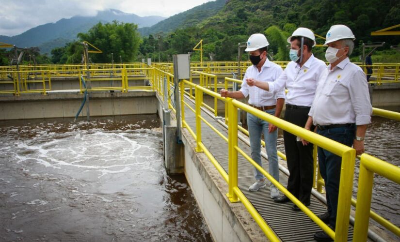 O governador, João Doria (PSDB), durante inauguração do Sistema de esgotamento sanitário de Barra do Una