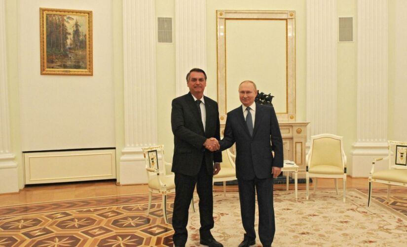 'Estou muito feliz e honrado com seu convite', disse Bolsonaro a Putin
