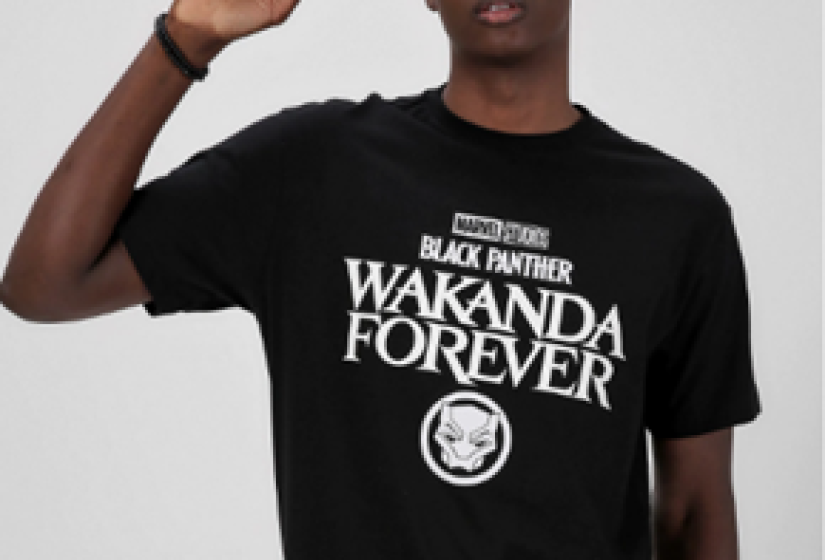 Camiseta Masculina Wakanda Forever: Riachuelo - R$ 59,90