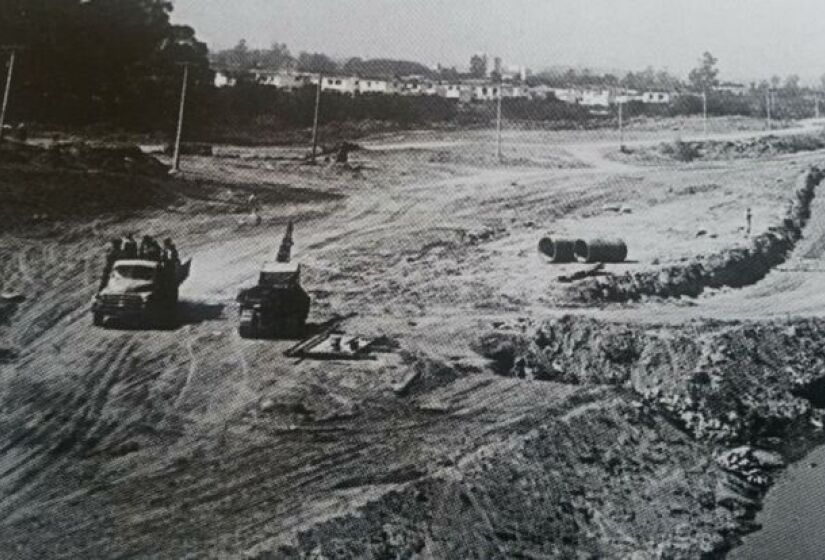 Registro do começo da construção da Marginal Pinheiros em 1954 - Foto: Reprodução