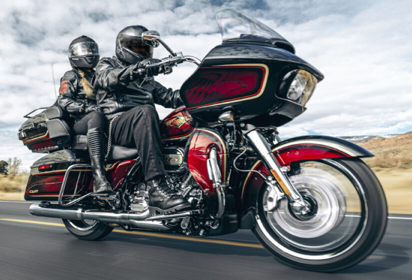 Harley-Davidson CVO Road Glide Limited Anniversary - Foto: Divulgação