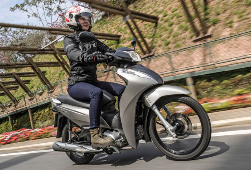 Honda Biz 125 - Foto: Divulgação