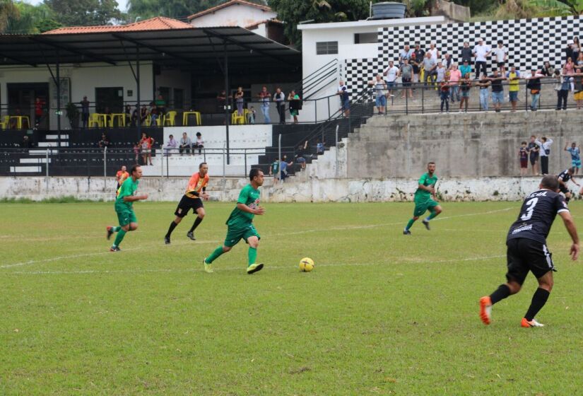 Na manhã deste domingo (28) aconteceu a terceira rodada da Taça João Rubini de Futebol Veterano  Categoria Quarentão/ Divulgação PMPF