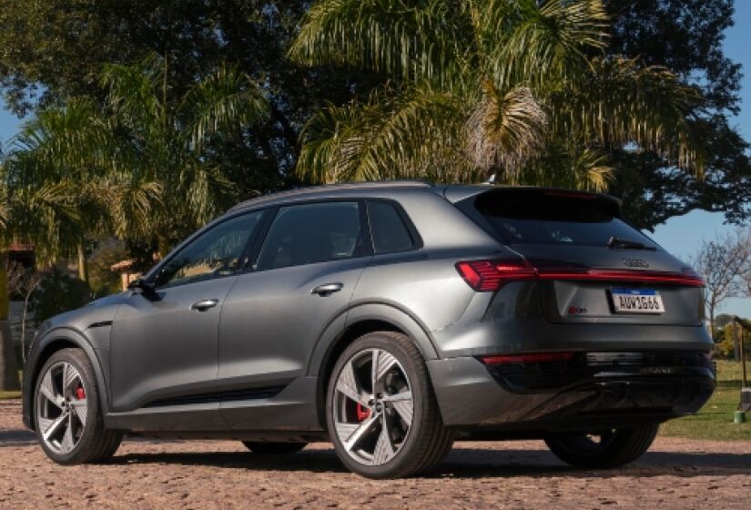 Audi Q8 e-tron - Foto: Divulgação