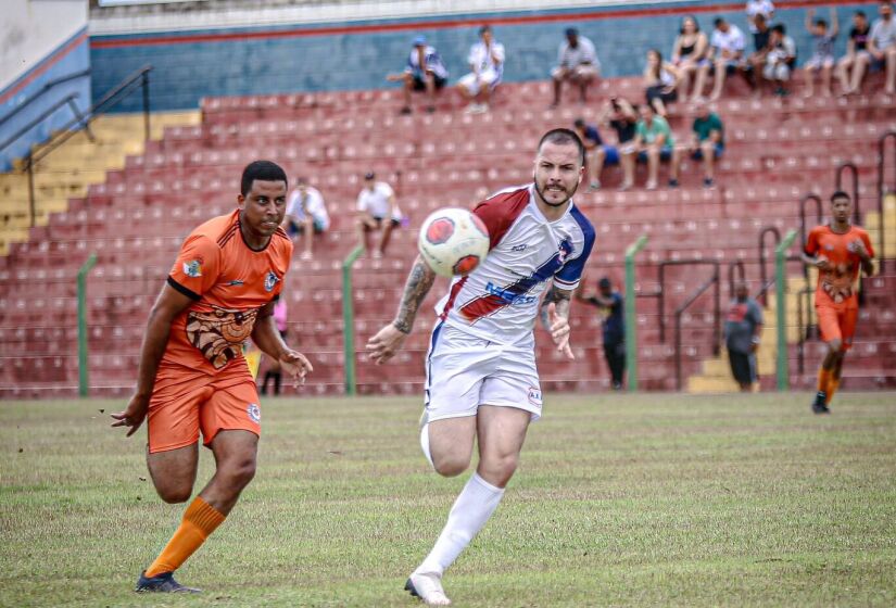 A fase semifinal da Copa Mauro Nóbrega de Futebol Amador aconteceu no último domingo (8) no estádio Municipal Ernesto Rocco/Honae Pereira