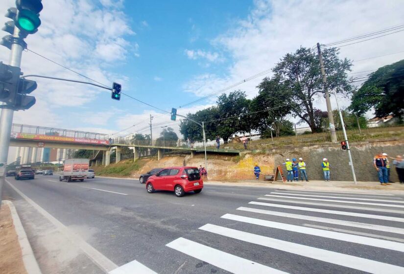 A Prefeitura de Taboão da Serra, na região sudoeste da Grande São Paulo, iniciou a operação do 2&ordm; complexo semafórico da avenida Aprígio Bezerra da Silva. 