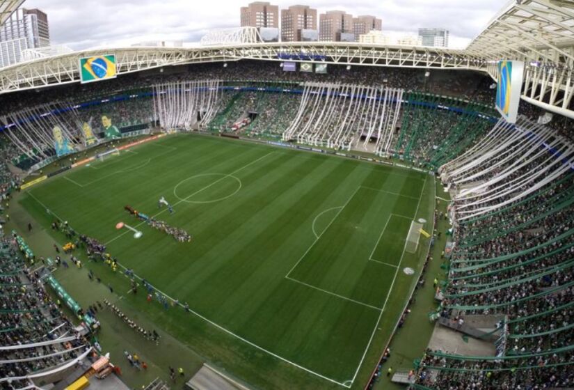 O Allianz Parque conta com um dos mais modernos espaços multiuso do país. Com construção iniciada em 2010, foi finalizada em novembro de 2014. Em fevereiro de 2015, o estádio foi eleito, por voto popular, o "estádio do ano de 2014" pelo site inglês "Stadium DataBase". / Foto: Twitter/@AllianzParque