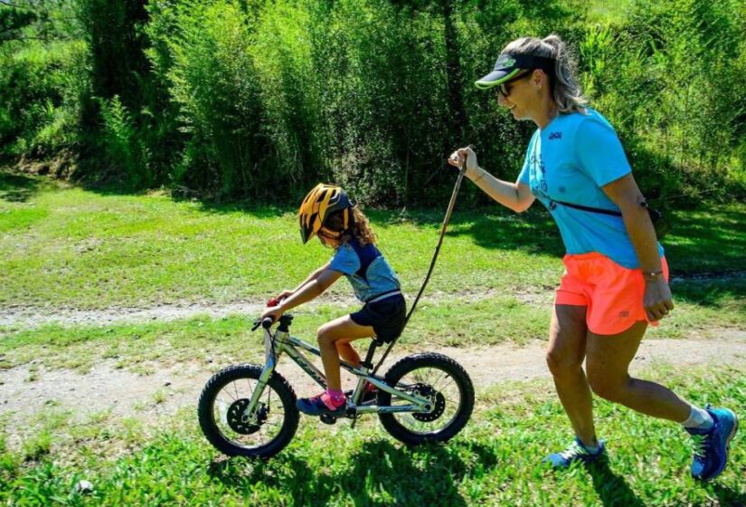 Oficina "Tira Rodinhas" ensinará crianças de até 10 anos a andar de bike sem rodinhas. Foto: Divulgação/Rocky Spirit