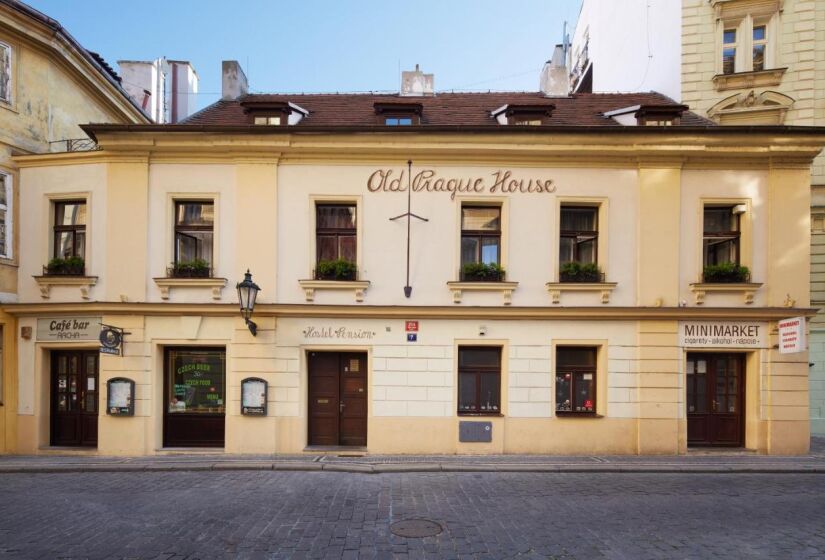 2 - Cerveja em Praga, República Checa - Old Prague House, Praga (Foto: Divulgação/Booking)