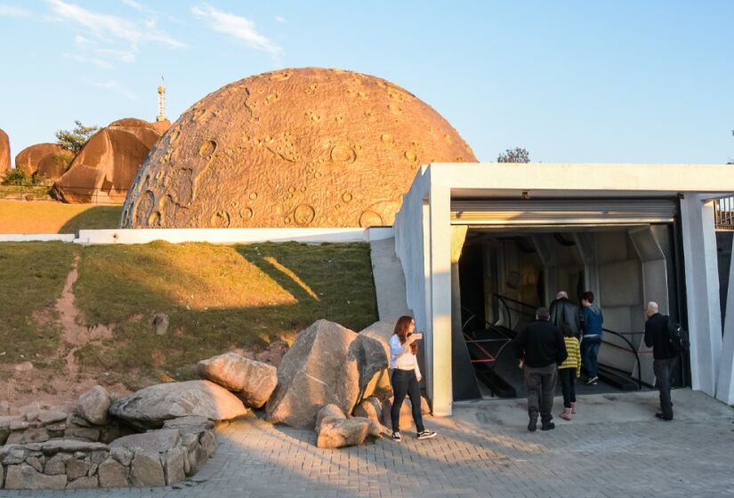 No Museu Aberto de Astronomia é possível fazer observações solares e noturnas, conhecer mais sobre o sistema solar e a história do nosso planeta. Foto: Divulgação