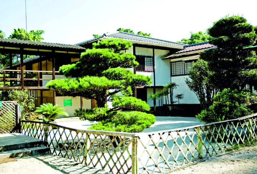 Em meio a sua bela estrutura, o Pavilhão Japonês busca mostrar os fundamentos e aproximar os visitantesda cultura japonesa por meio da arquitetura, artes plásticas e paisagismo típicos, tudo isso enquanto recarrega as energias em um local pra lá de calmo - (Divulgação)