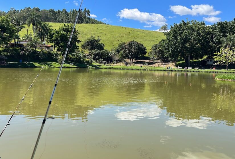 Para quem prefere uma atração mais tranquila e para relaxar, como uma boa pescaria, Socorro possui alguns pesqueiros com infraestrutura para a pesca esportiva e restaurantes, entre eles o Pesqueiro Nene Oliani - (Foto: Marcio Miguel Felder)