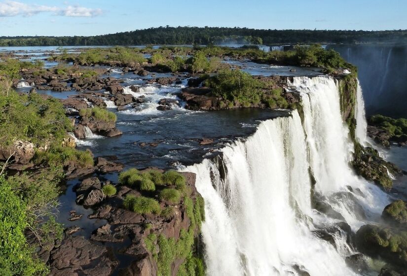 As Cataratas do Iguaçu são reconhecidas pela UNESCO como uma das Sete Maravilhas Naturais do Mundo. Foto: willian_hludke/Pixabay