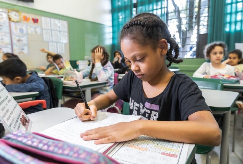 Instituição oferece ensino integral para mais de 300 alunos do primeiro ao quinto ano do ensino fundamental
Fotos: Divulgação/Escola Estadual Deputado Pedro Costa