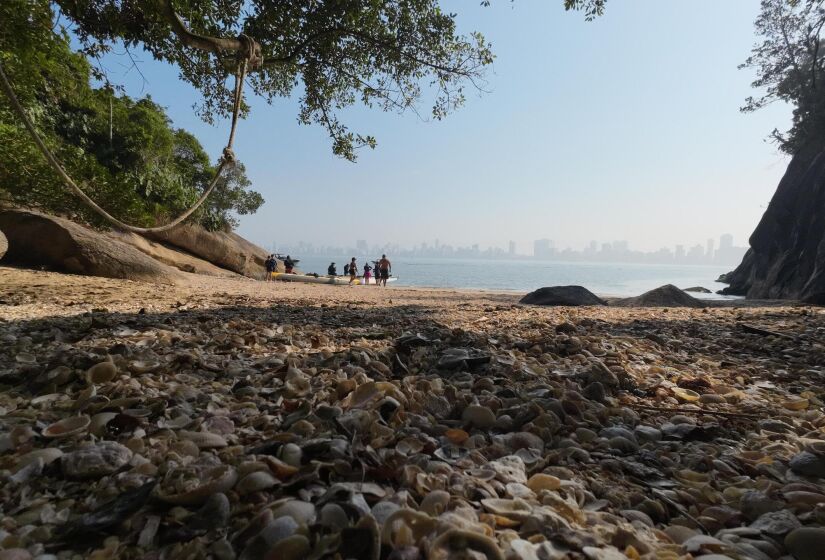 A Praia do Cheira Limão é a menor entre as 27 do Guarujá. Foto: Daniel Villaça/Gazeta de S. Paulo