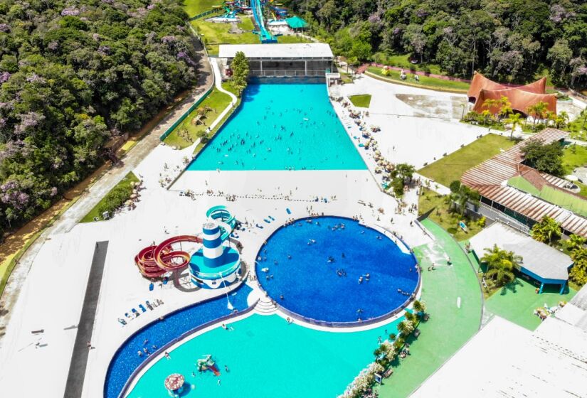 O parque também tem diversas piscinas/ Foto: Divulgação/Viva Parque