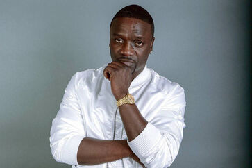 O cantor Akon se apresenta no Rock in Rio