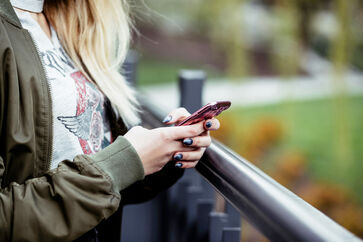 Celular é um dos itens mais roubados no bairro da zona oeste da Capital