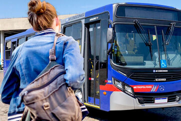 A partir da próxima segunda-feira (6/1) a tarifa de ônibus em São Paulo vai para R$ 5