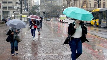 Rompimento do bloqueio atmosférico vai permitir que áreas de baixa pressão atmosférica voltem a se formar pelo interior do Brasil