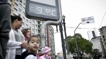 Dados CGE indicam passagem rápida de uma frente fria no fim de semana pelo litoral paulista