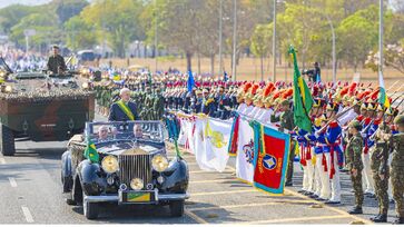 Presidente Luiz Inácio Lula da Silva no desfile do 7 de Setembro 