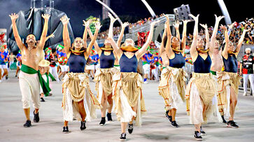 A partir do dia 18 de janeiro, as 32 escolas de samba filiadas à Liga-SP passam pelo sambódromo do Anhembi para os ensaios técnicos