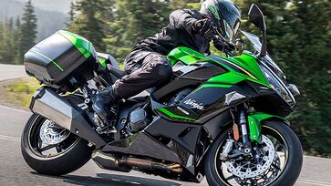 Nova Kawasaki conta com marchas alongadas e novo disco traseiro