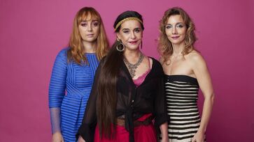 Simone Spoladore, Lucélia Santos e Djin Sganzerla protagonizam a peça 'Vestido de Noiva'