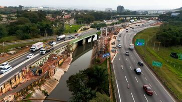 Rodovia será interditada para construção de vigas do novo viaduto da Via Dutra