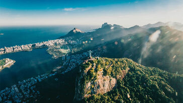 Estátua foi eleita, em 2007, uma das Sete Maravilhas do Mundo pela instituição suíça "New 7 Wonders Foundation"