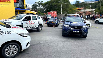 Trio foi preso após uma perseguição policial em alta velocidade pela Rodovia Fernão Dias, na região bragantina, no interior paulista